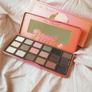Authentic!! Too Faced Sweet Peach pallet